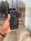 A picture of Iphone 8plain 64GB