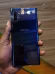A picture of Samsung note 10 plus 256gb storage 12gb ram call or