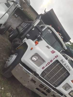 A picture of Mark truk