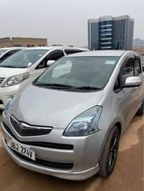 A picture of TOYOTA RACTIS Black interior Fuel saving Buy and Drive 23.5