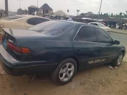 A picture of NEATLY USED 2000 MODEL TOYOTA CAMRY Untampered engine Smooth gear