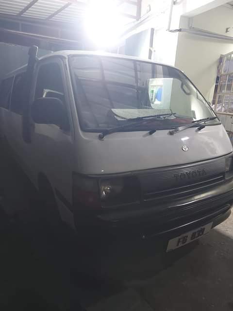 used toyota hiace