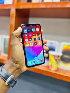 A picture of Iphone