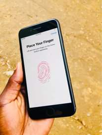 A picture of iPhone 7 128Gb at 240k