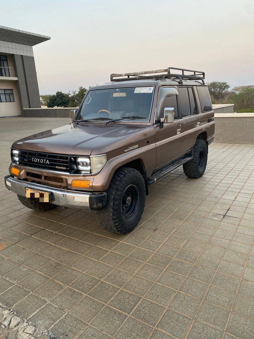toyota land cruiser