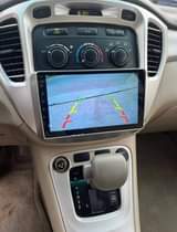 A picture of 2005 Toyota Highlander 3