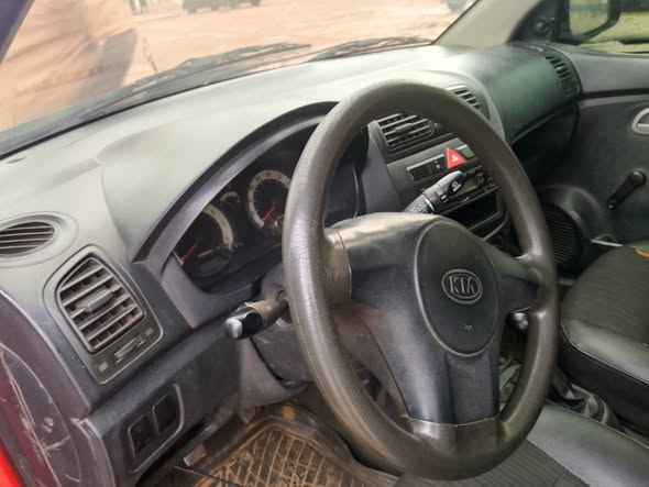 A picture of A DISTRESS DISTRESS FEW MONTHS USED FIRST BODY KIA PICANTO