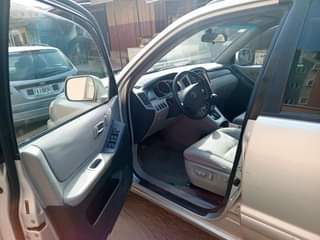A picture of Toyota Highlander 2005