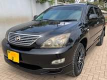 A picture of TOYOTA HARRIER