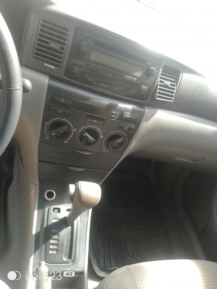 A picture of Toyota Corolla 06