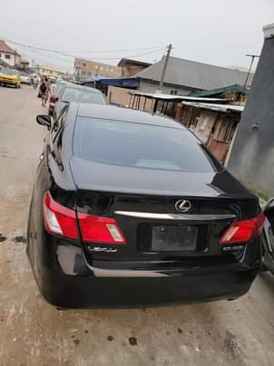 A picture of Lexus es350 08