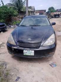 A picture of 2005 Lexus ES 330