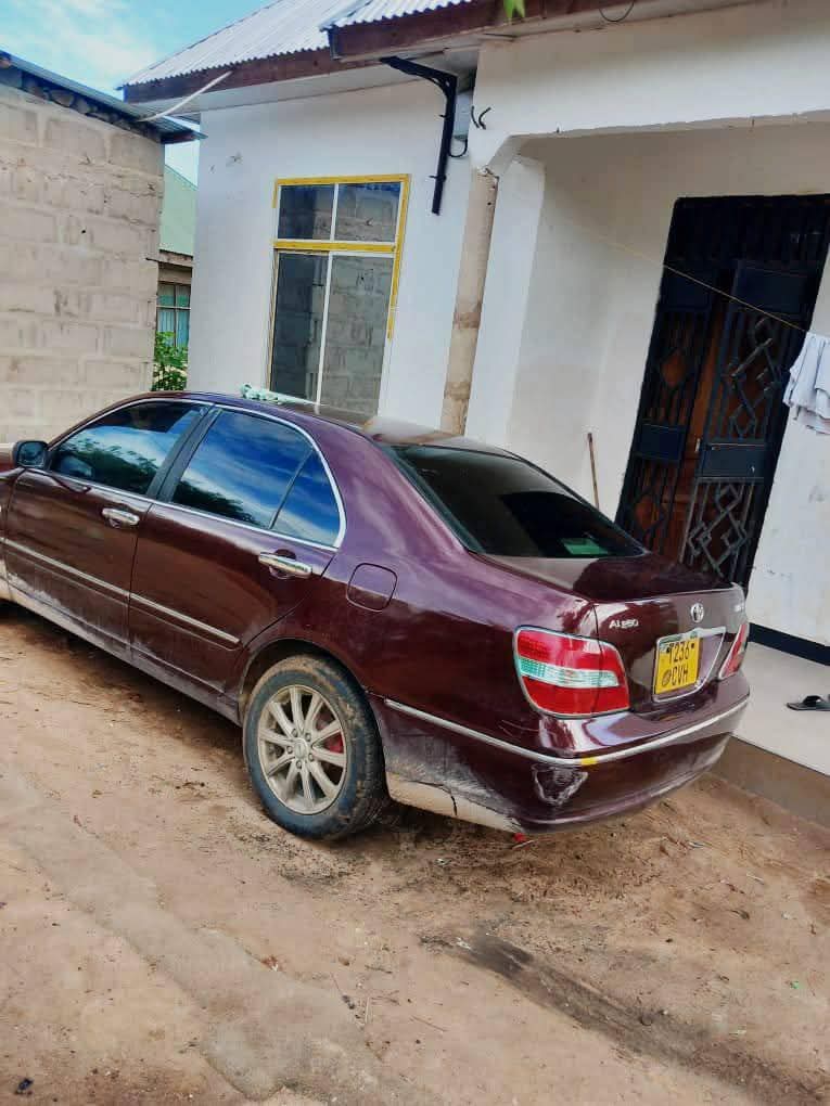 A picture of TOYOTA BREVIS