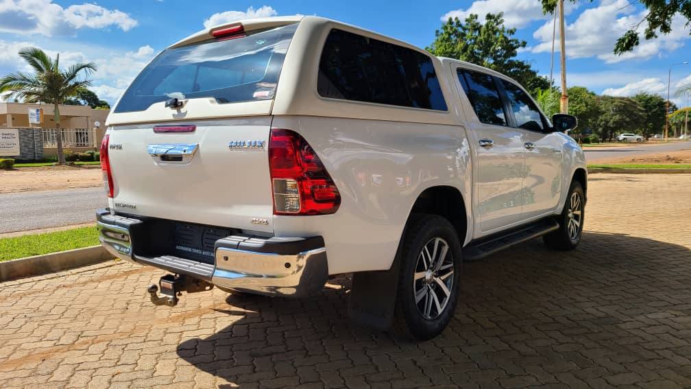 used toyota hilux