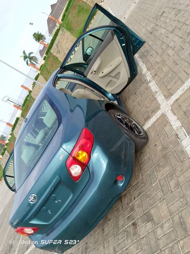 A picture of Direct tokunbo