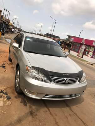 A picture of Camry 2005 2 650m last Lagos 09075397095