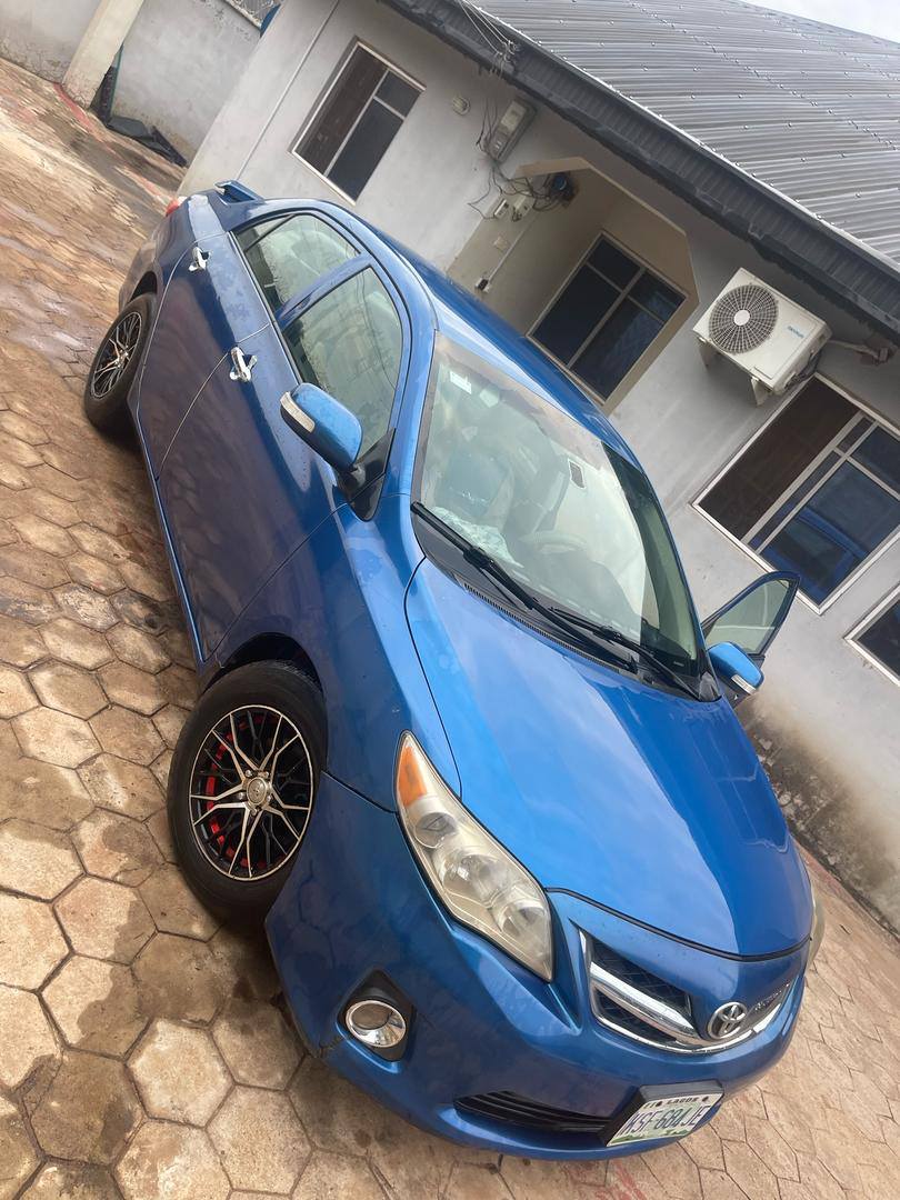 A picture of Toyota Corolla 010