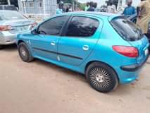A picture of 2002 PEUGEOT 206 manual