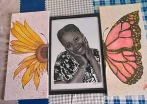 A picture of Art works at friendly prices