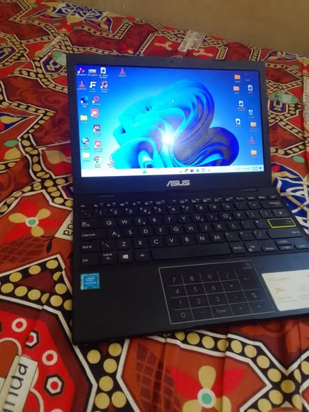A picture of ASUS