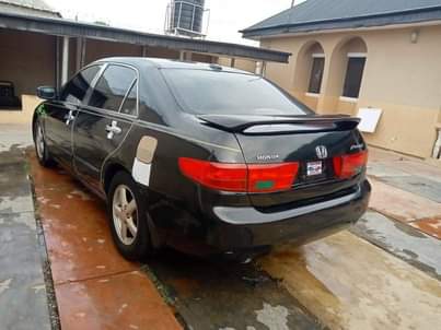 A picture of Honda Accord EOD 2005 Model
