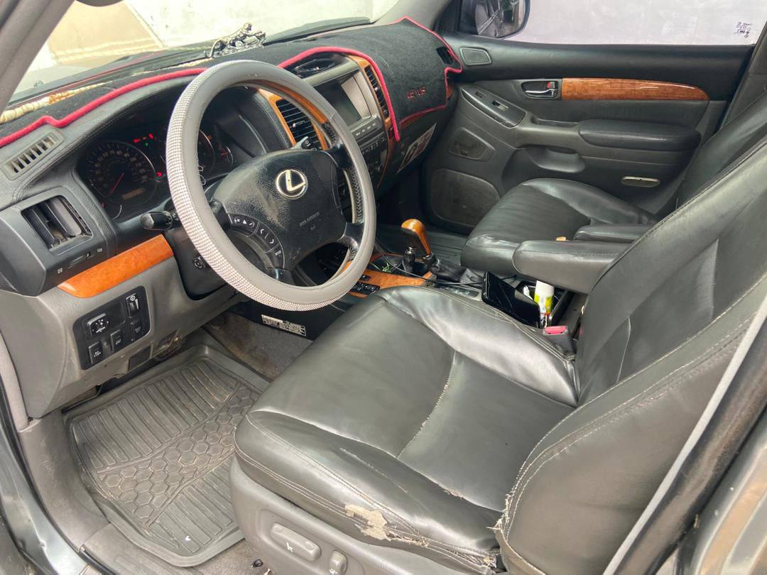 A picture of GX 470 LEXUS 2005