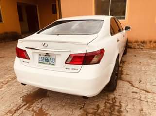 A picture of 08 Lexus es350 everything working perfectly fine engine gear ac
