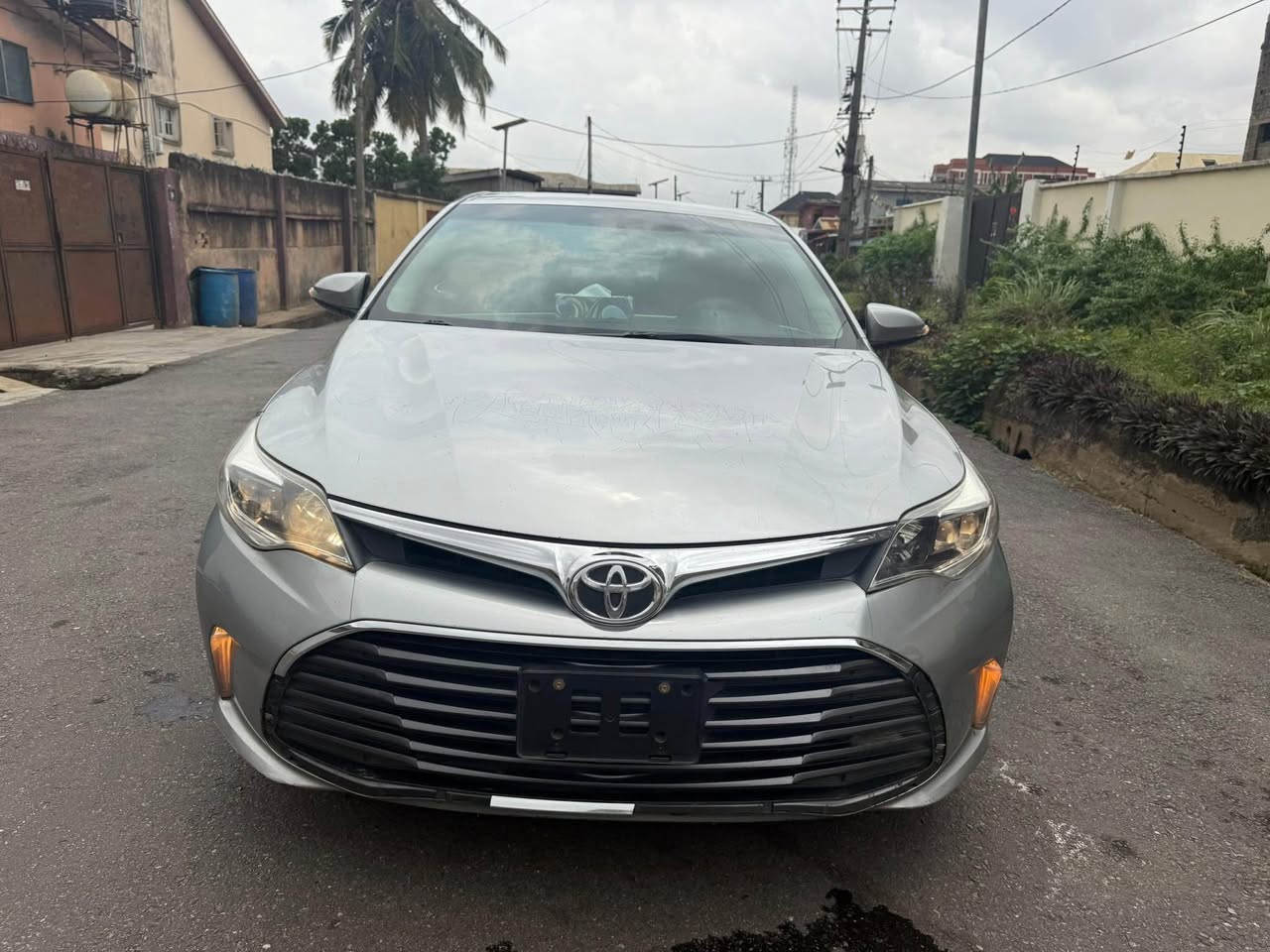 A picture of 3 Months Registered Toyota Avalon 2016 Model 2025 Entry Date