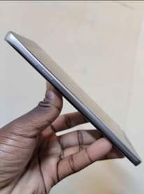 A picture of SMASUNG NOTE 5