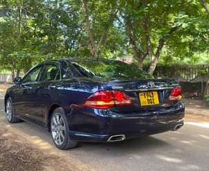 A picture of Toyota crown new model