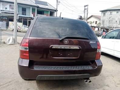 A picture of 2005 Acura mdx Belgium grade Silent engine Perfect transmission Ac