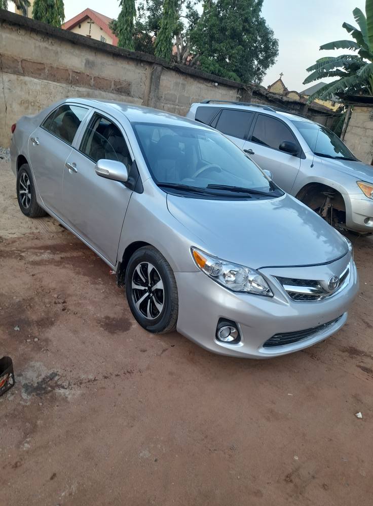A picture of Toyota corolla 2010