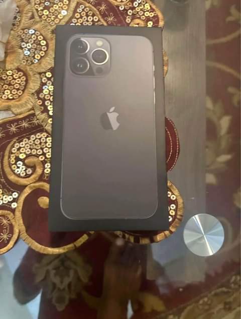 iPhone M.