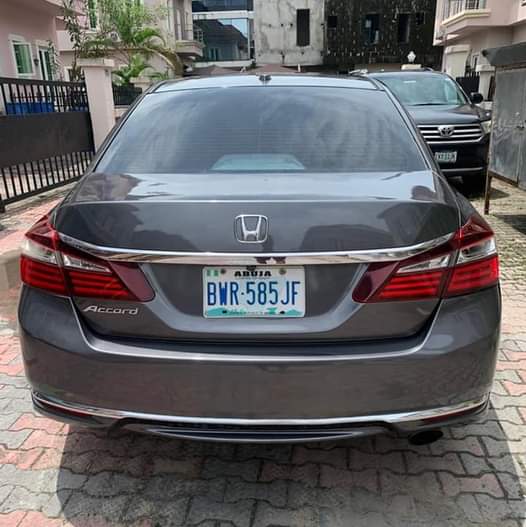 A picture of 2016 Honda Accord 4plug