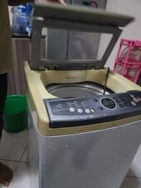 A picture of Samsung washing machine