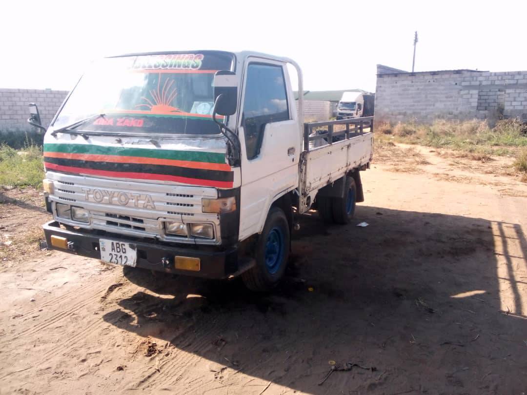 toyota dyna