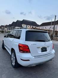 A picture of FOREIGN USED MERCEDES BENZ GLK350 NEW ENTRY YEAR 2014 REVERSE