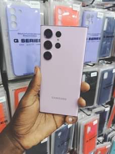 A picture of Samsung S23 ultra