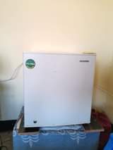A picture of MINI FRIDGE IPOOZA NA KUGANDISHA