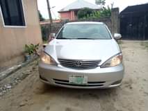 A picture of 2004 Toyota Camry buy