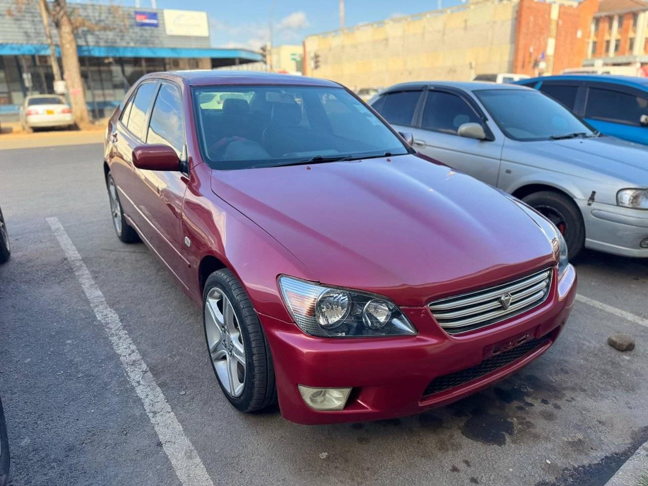 used toyota altezza