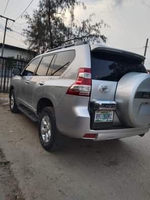 A picture of TOYOTA LANDCRUISER 2015 XVR V6 Price 33M CLEAN IN OUT