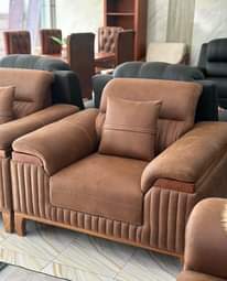 A picture of Sofa set