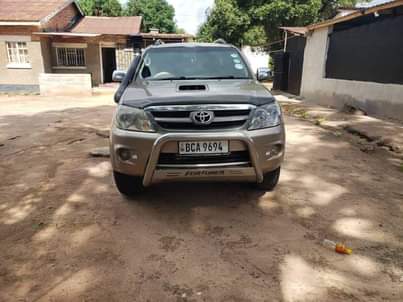 used toyota fortuner