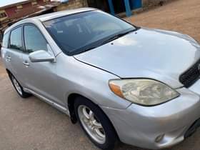 A picture of Toyota Matrix 2006 model UNTAMPERED engine Gear perfect Ac chilling