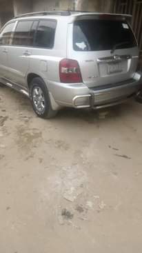 A picture of Toyota highlander