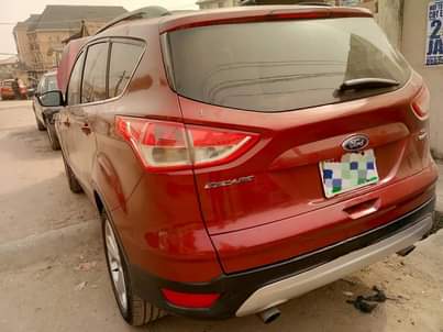 A picture of Ford Escape 2014