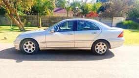 classifieds/cars mercedes