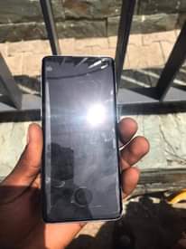 A picture of S10 plain gb 128 rom 8