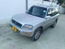 A picture of RAV4 OLD